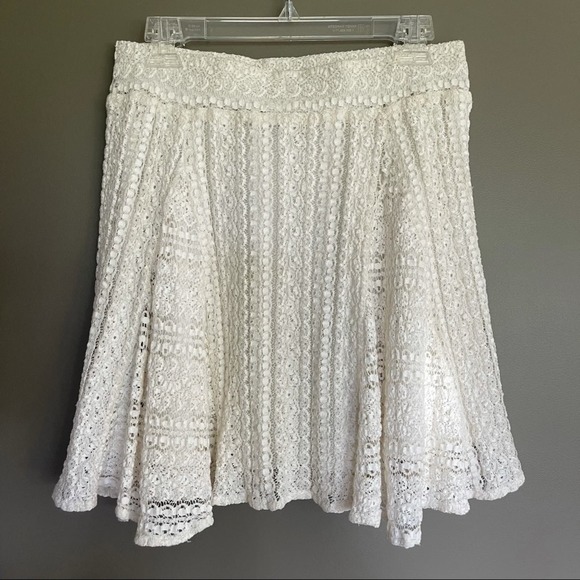 IRO Teejay Crochet Lace Mini Skirt in Ecru Size 8 Cream Off White A-Line Flouncy - Picture 15 of 16